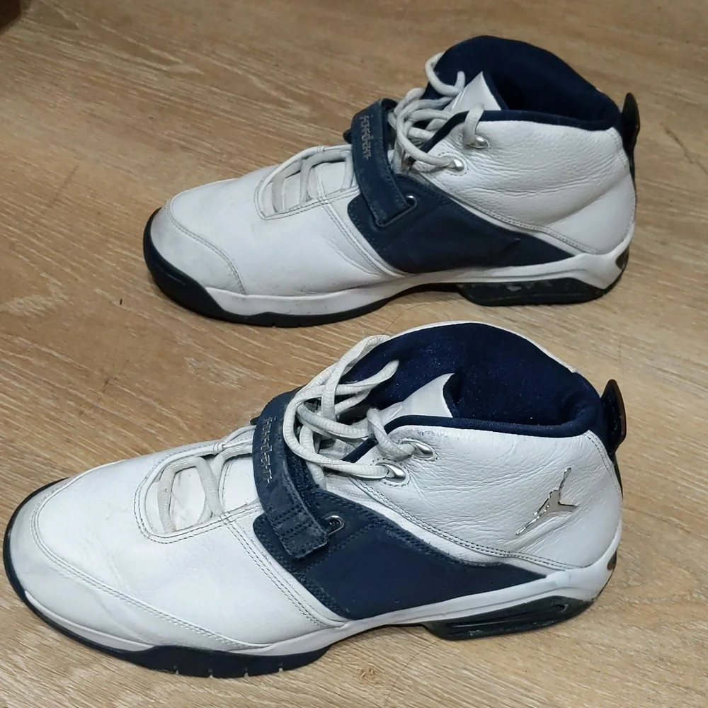 Nike Air Jordan TEAM REIGN 2005 mens 11 - Picture 4 of 6